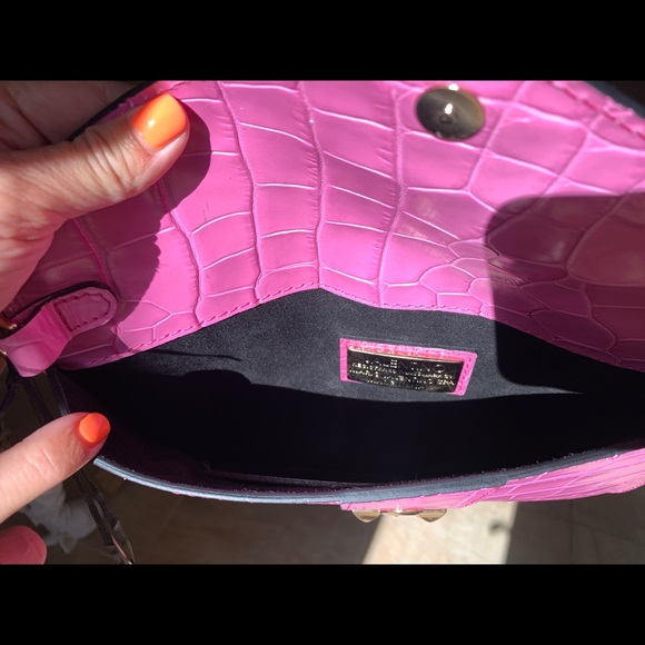 Valentino by Mario Valentino hot pink clutch - Picture 2 of 2